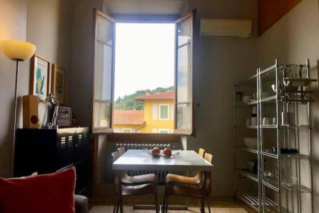 Sunny Top Floor In San Frediano Firenze Kültér fotó