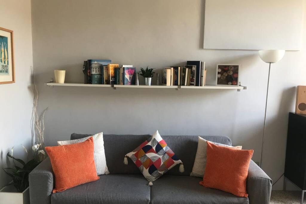 Sunny Top Floor In San Frediano Firenze Kültér fotó