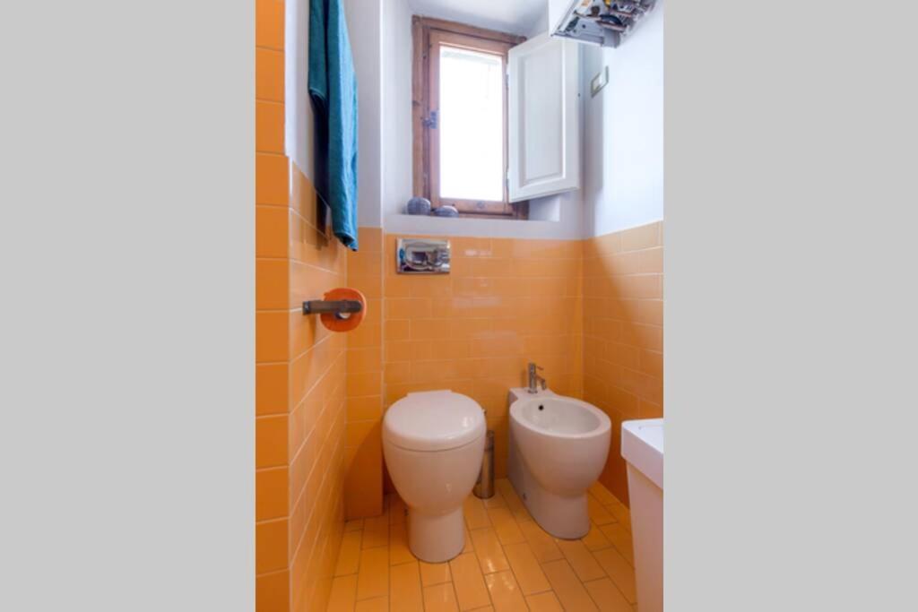 Sunny Top Floor In San Frediano Firenze Kültér fotó